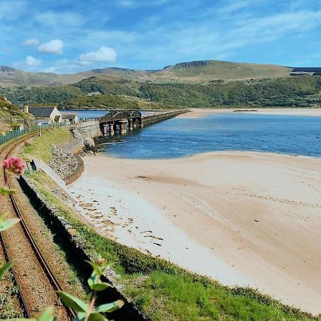 No6 Bed & Breakfast Barmouth Bagian luar foto