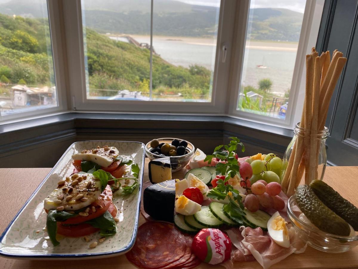 No6 Bed & Breakfast Barmouth Bagian luar foto